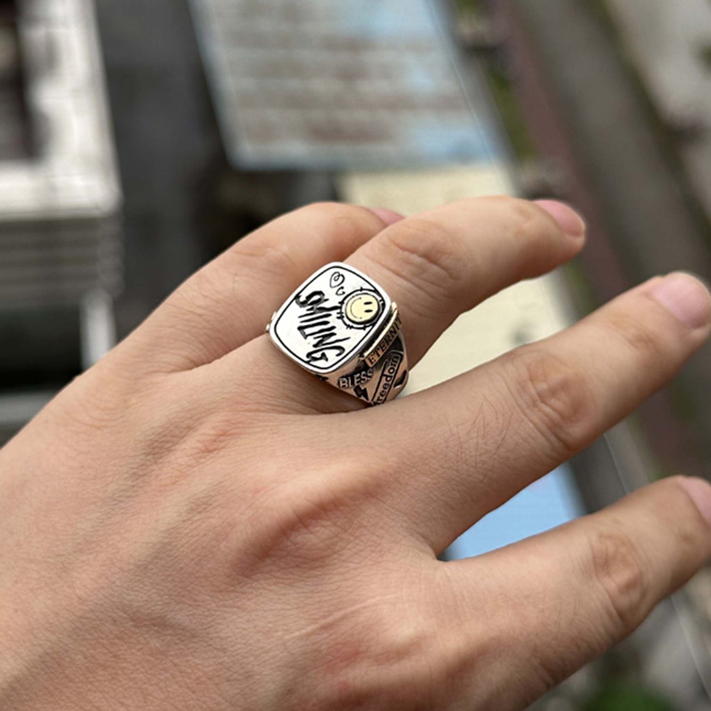 Vintage 925 Sterling Silver & 18K Gold Smiley Face Graffiti Lucky Ring - Retro High-end Light Luxury Niche Ring