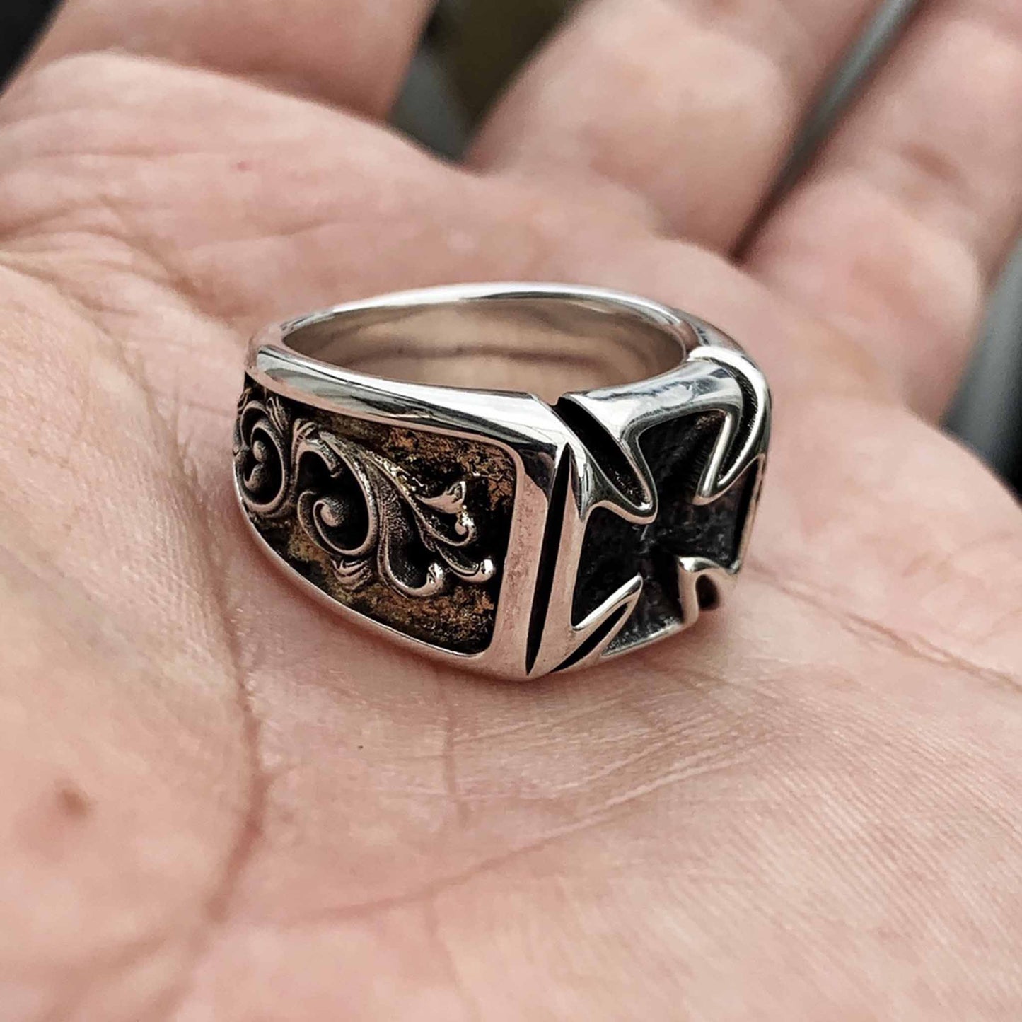 Original Design 925 Sterling Silver & 22K Gold Gilded Gothic Cross Ring - Retro Niche Fashion Creative Ring