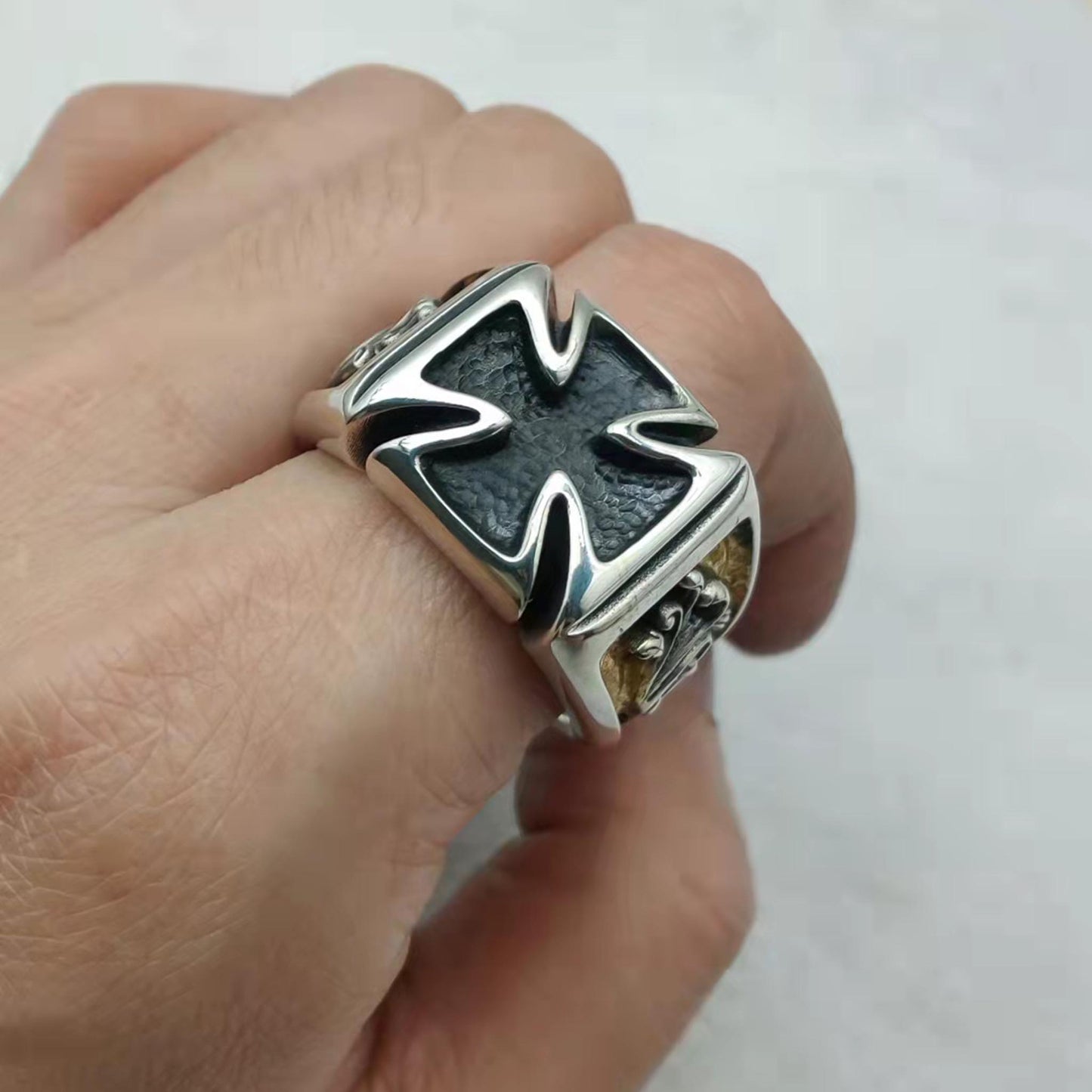 Original Design 925 Sterling Silver & 22K Gold Gilded Gothic Cross Ring - Retro Niche Fashion Creative Ring