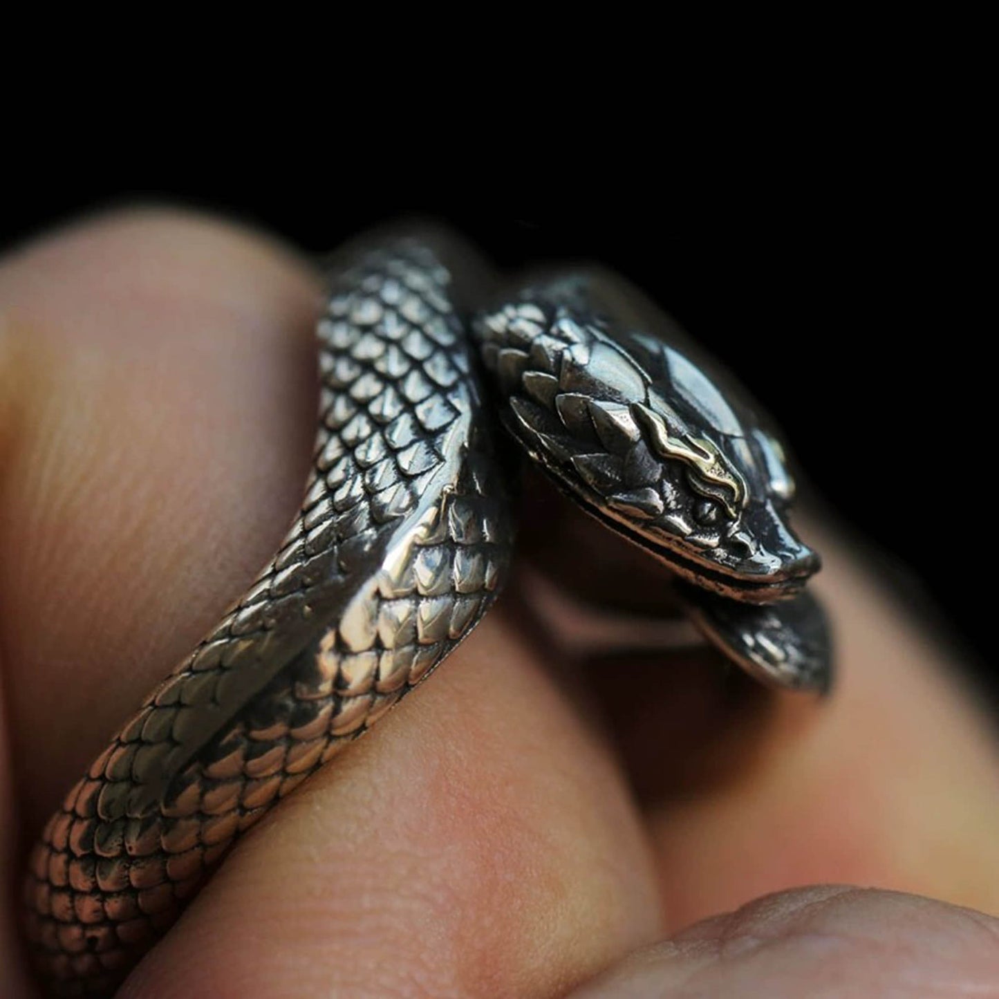 Gothic 925 Sterling Silver Viper Snake Ring - Retro Niche Statement Tail Ring