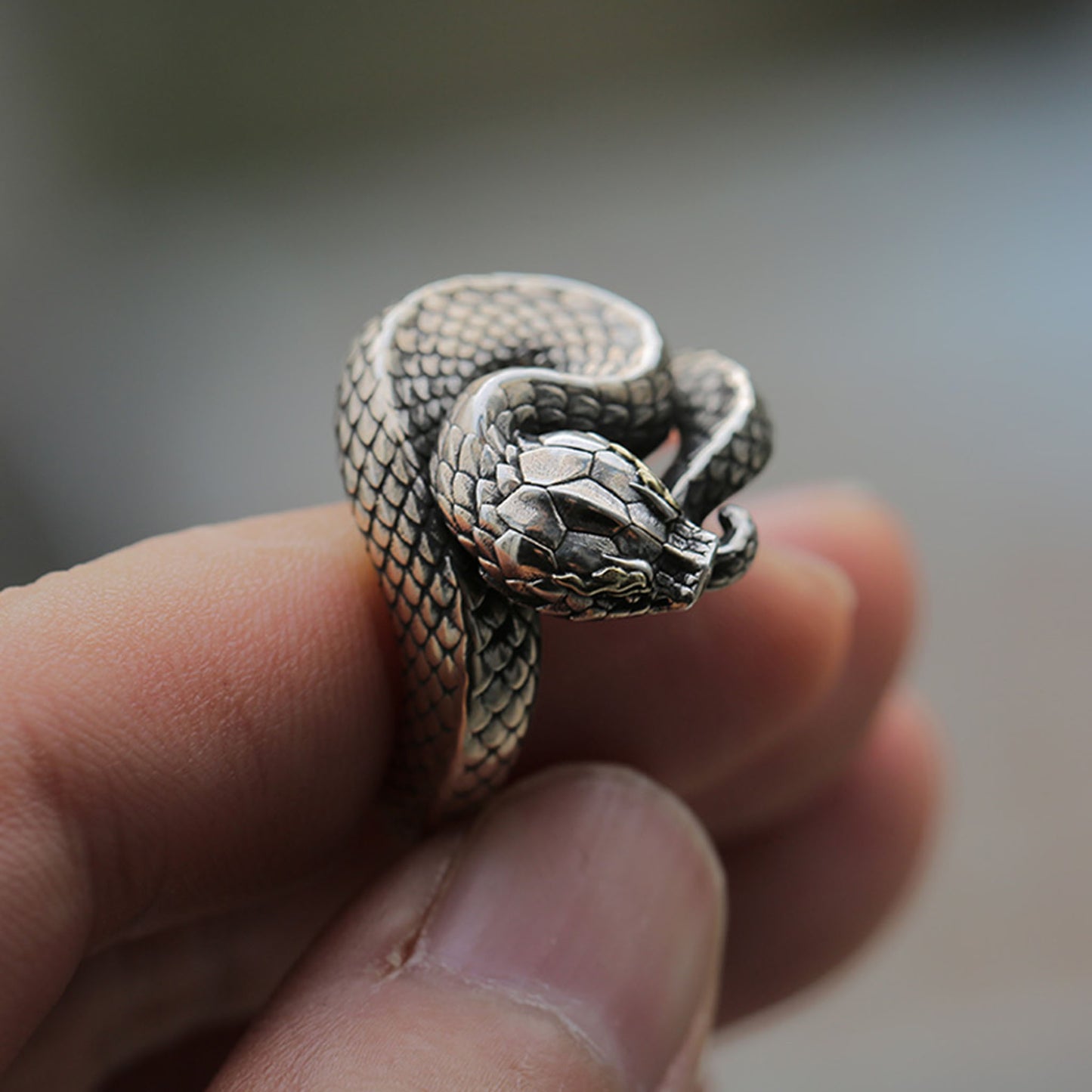 Gothic 925 Sterling Silver Viper Snake Ring - Retro Niche Statement Tail Ring